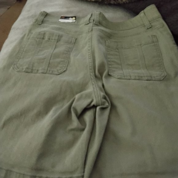 NWT LEE WALKING SHORTS - Picture 6 of 8